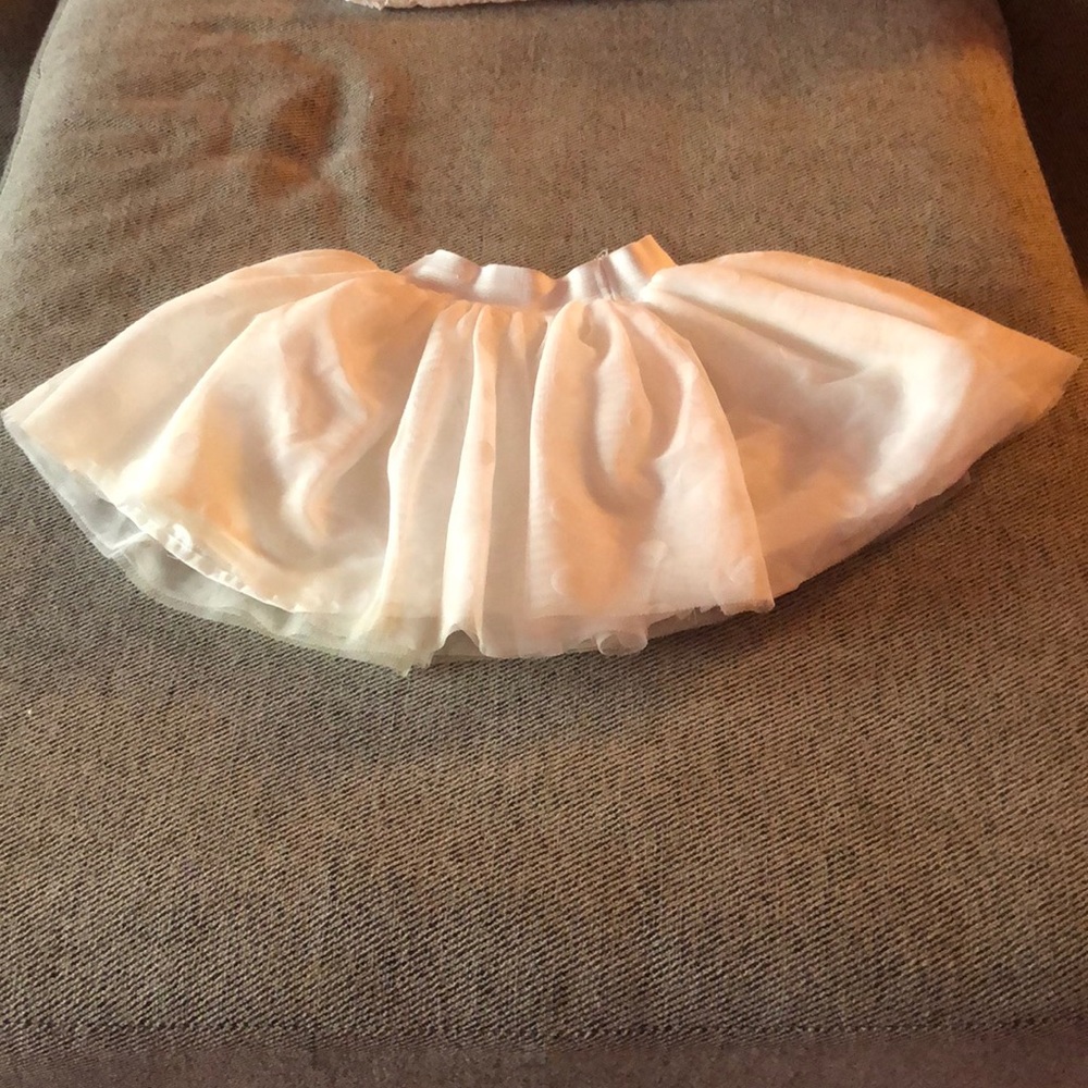 White polka-dot skirt, 18MO